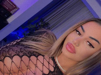KirstieVegas video