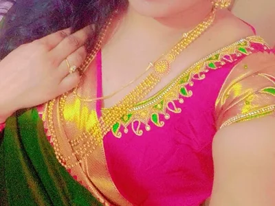 Urmila_kannada_telugu webcam livesex profile in hairy cams